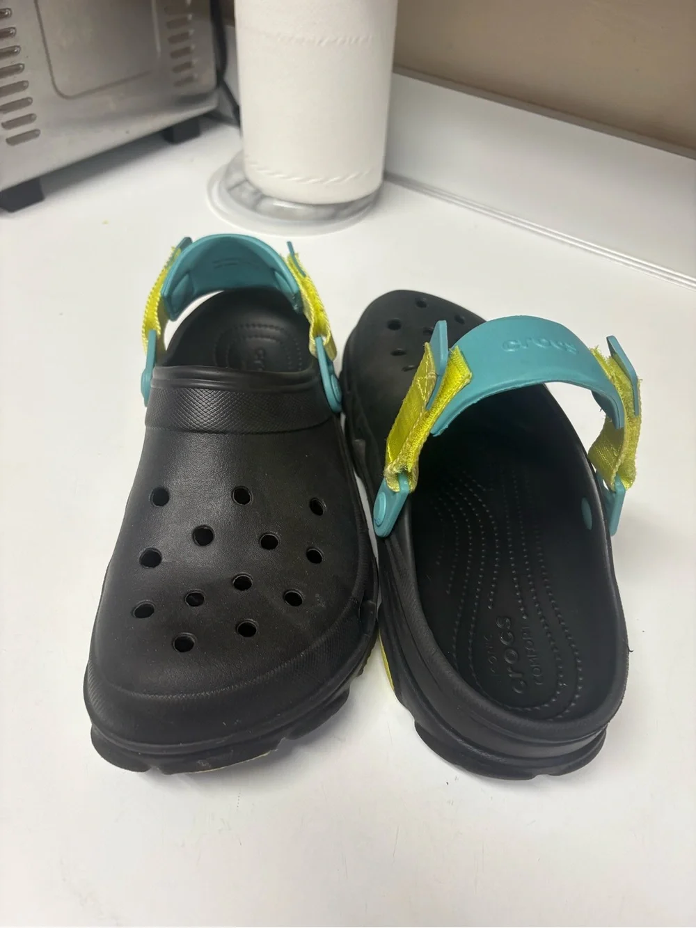 Crocs size 9 men’s 11 women’s Classic Clog with Teal excellent condition